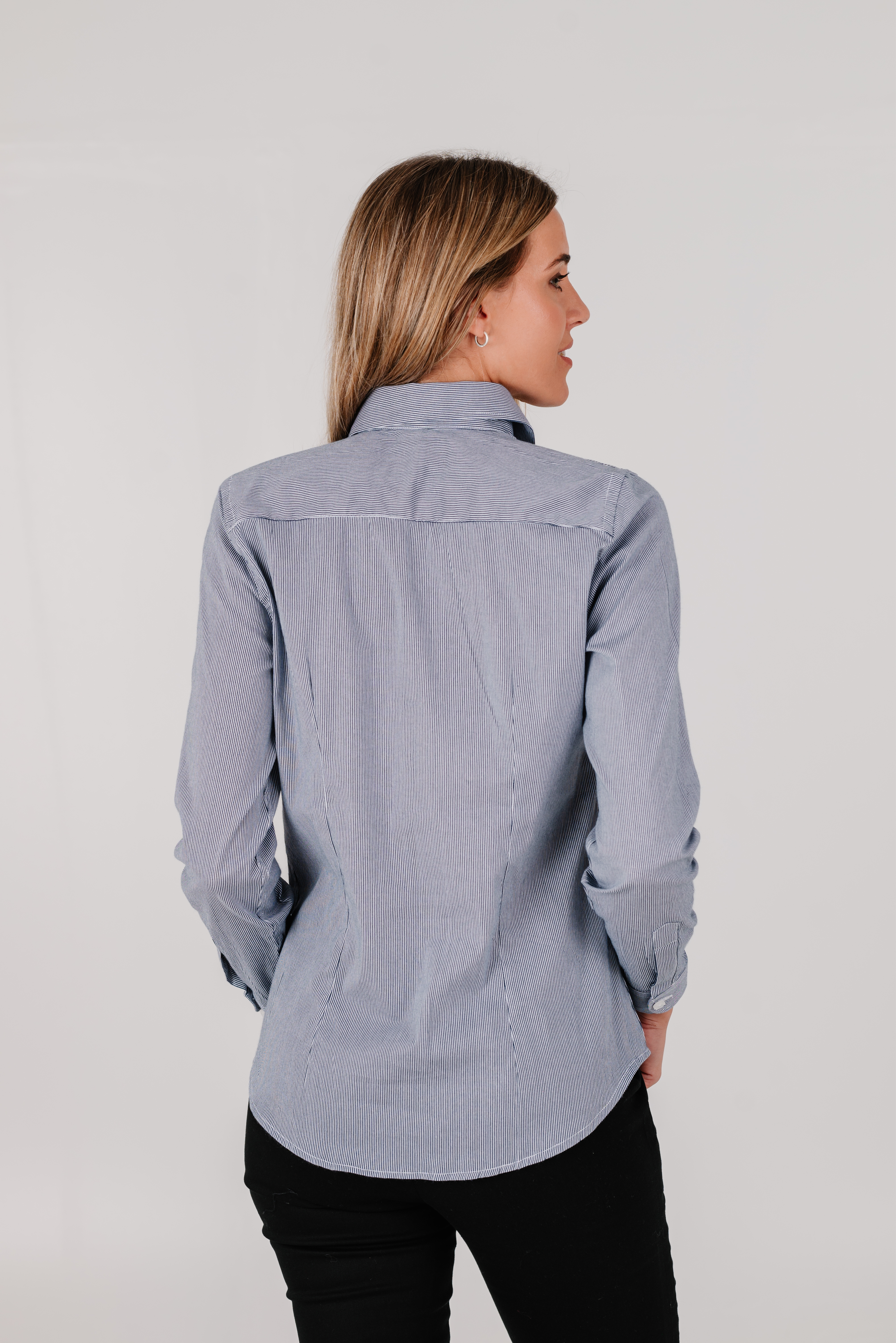 Camisa corte ejecutivo / Rayada
