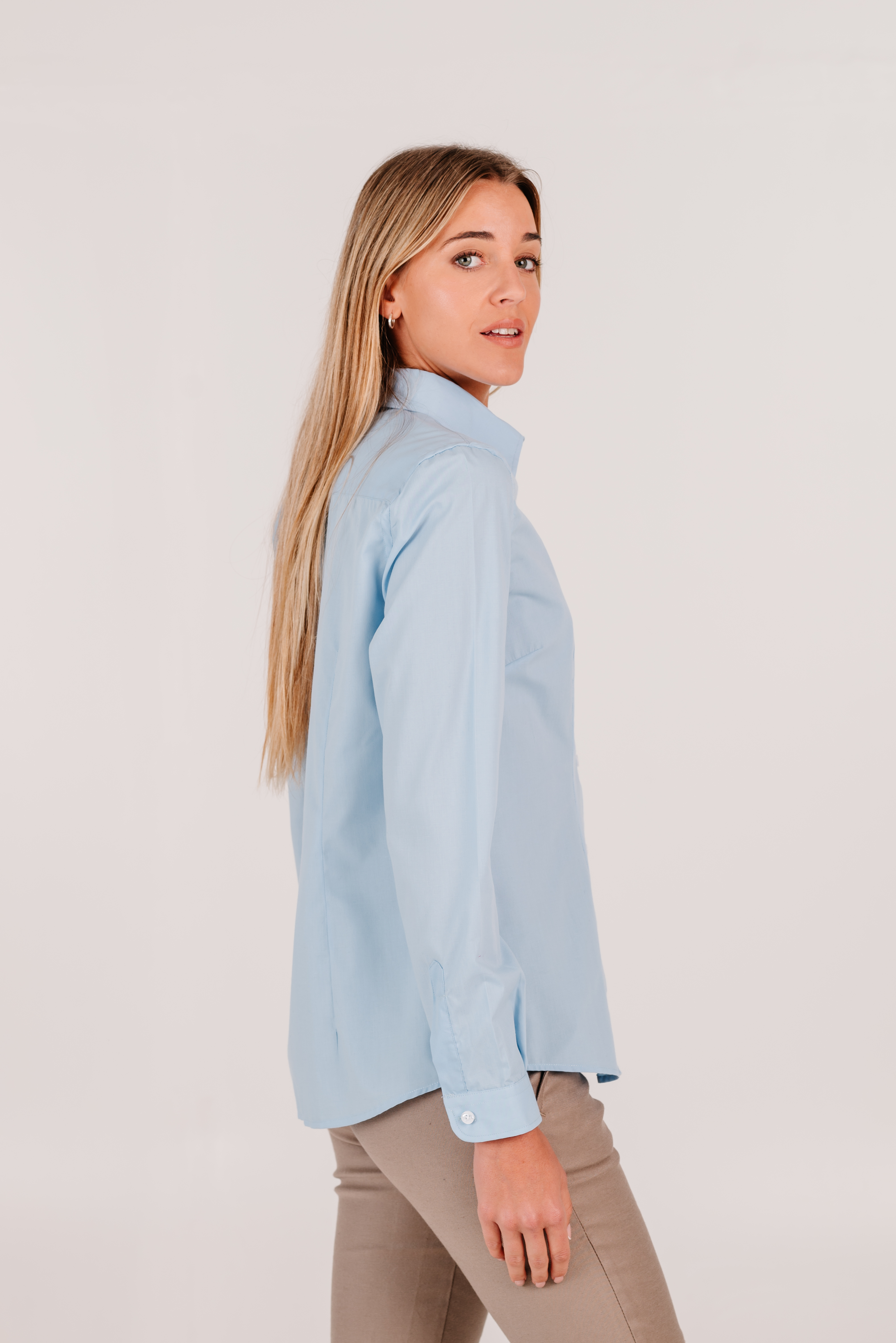 Camisa corte ejecutivo / Lisa