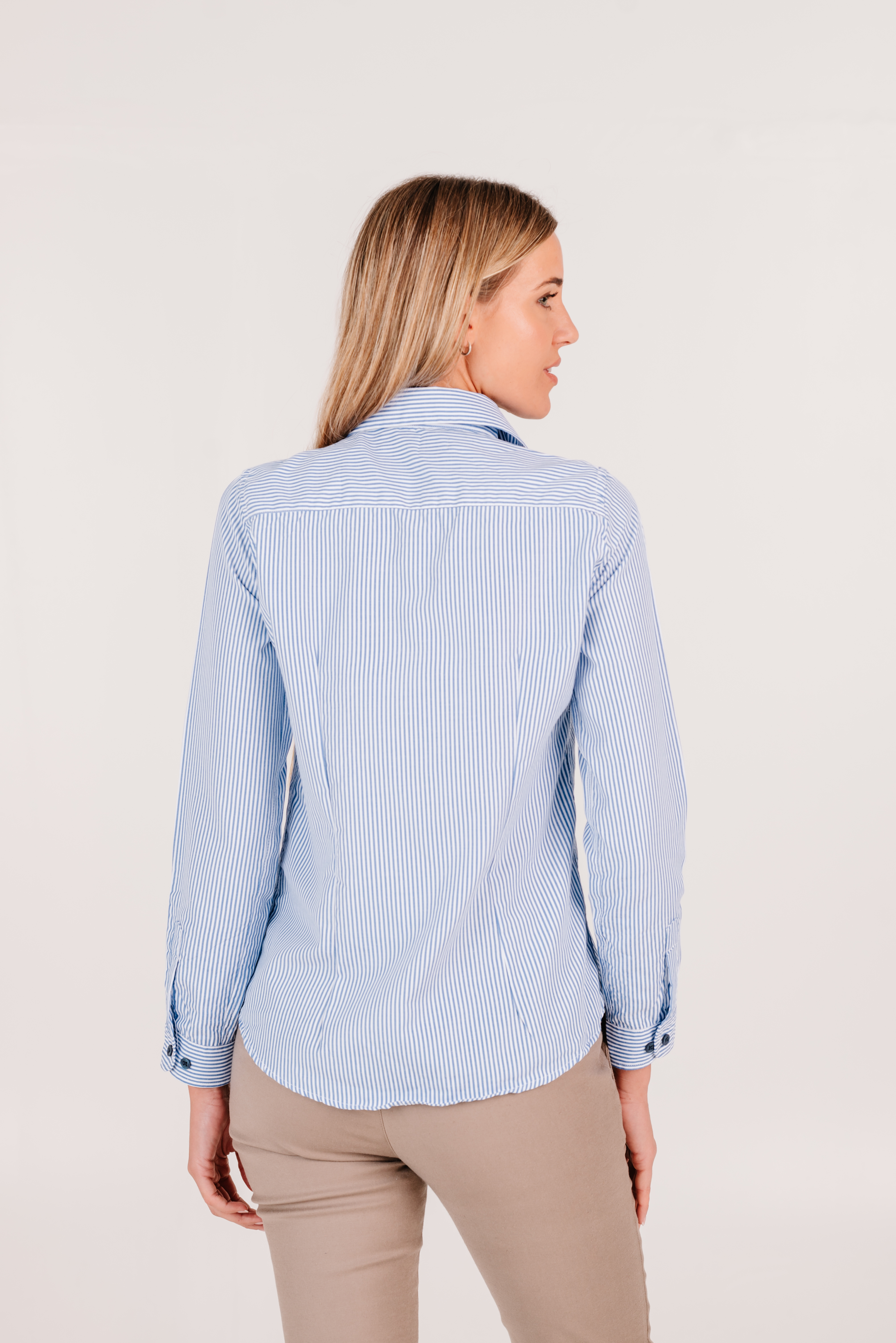 Camisa corte ejecutivo / Rayada