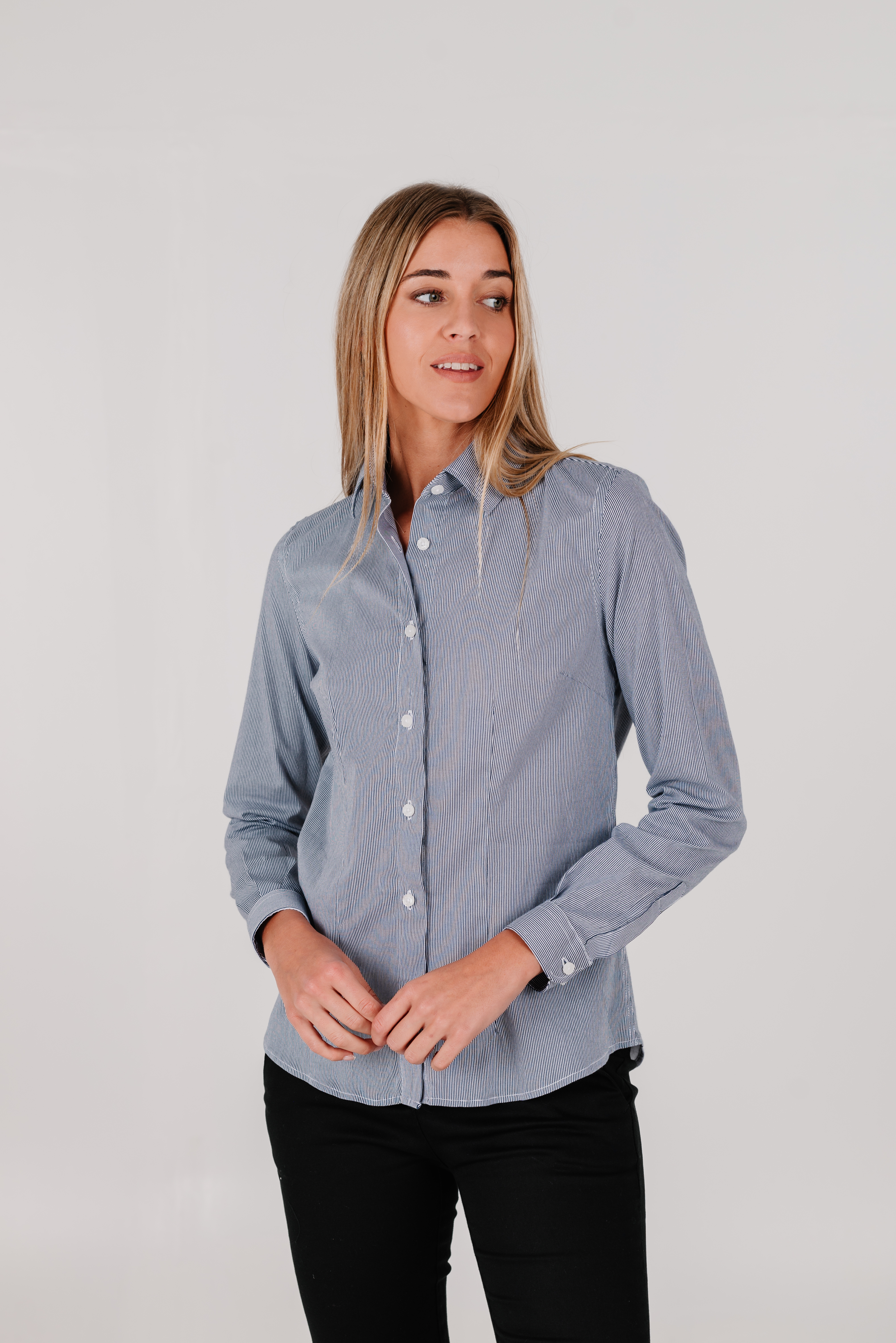 Camisa corte ejecutivo / Rayada