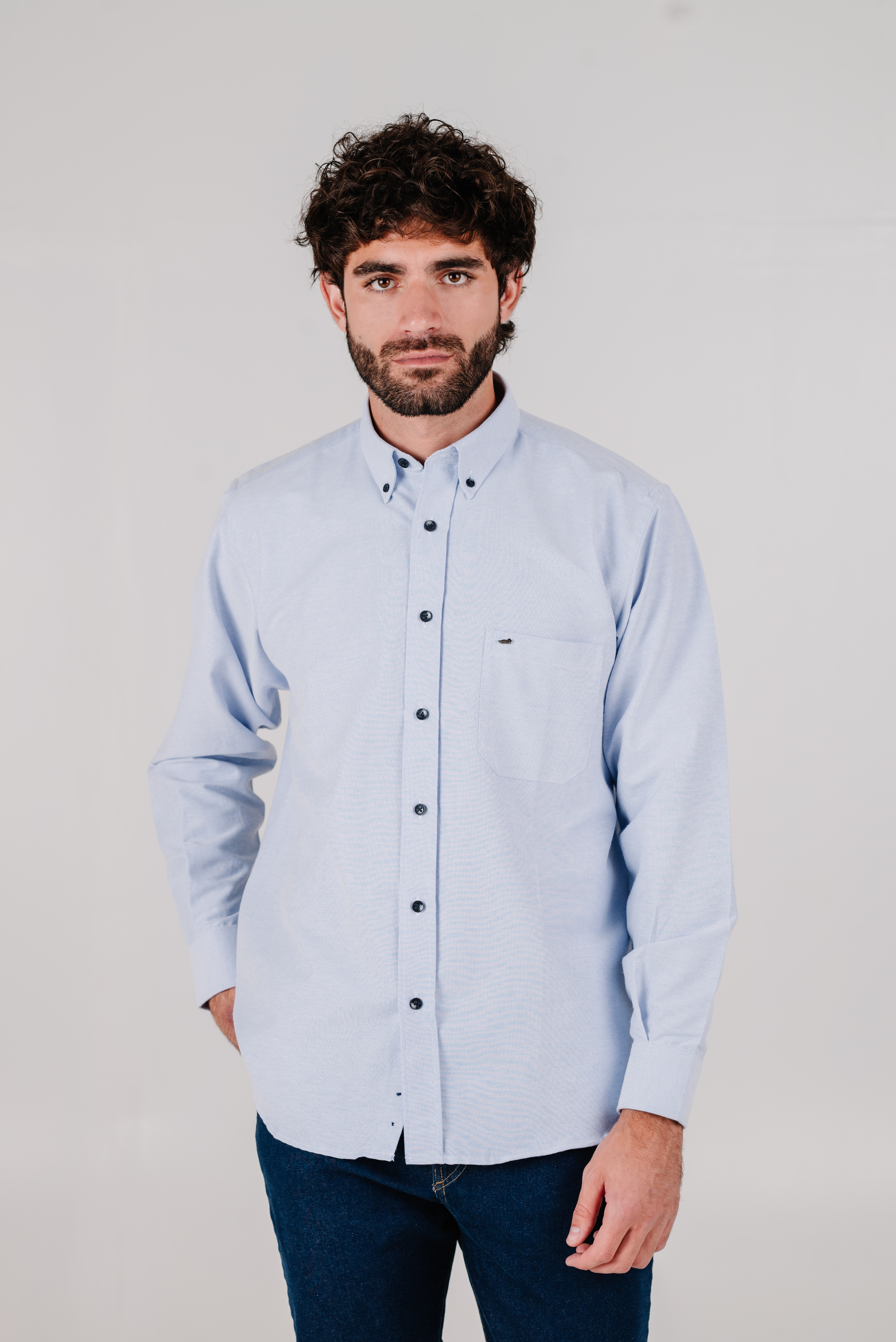 Camisa corte básico/ Lisa