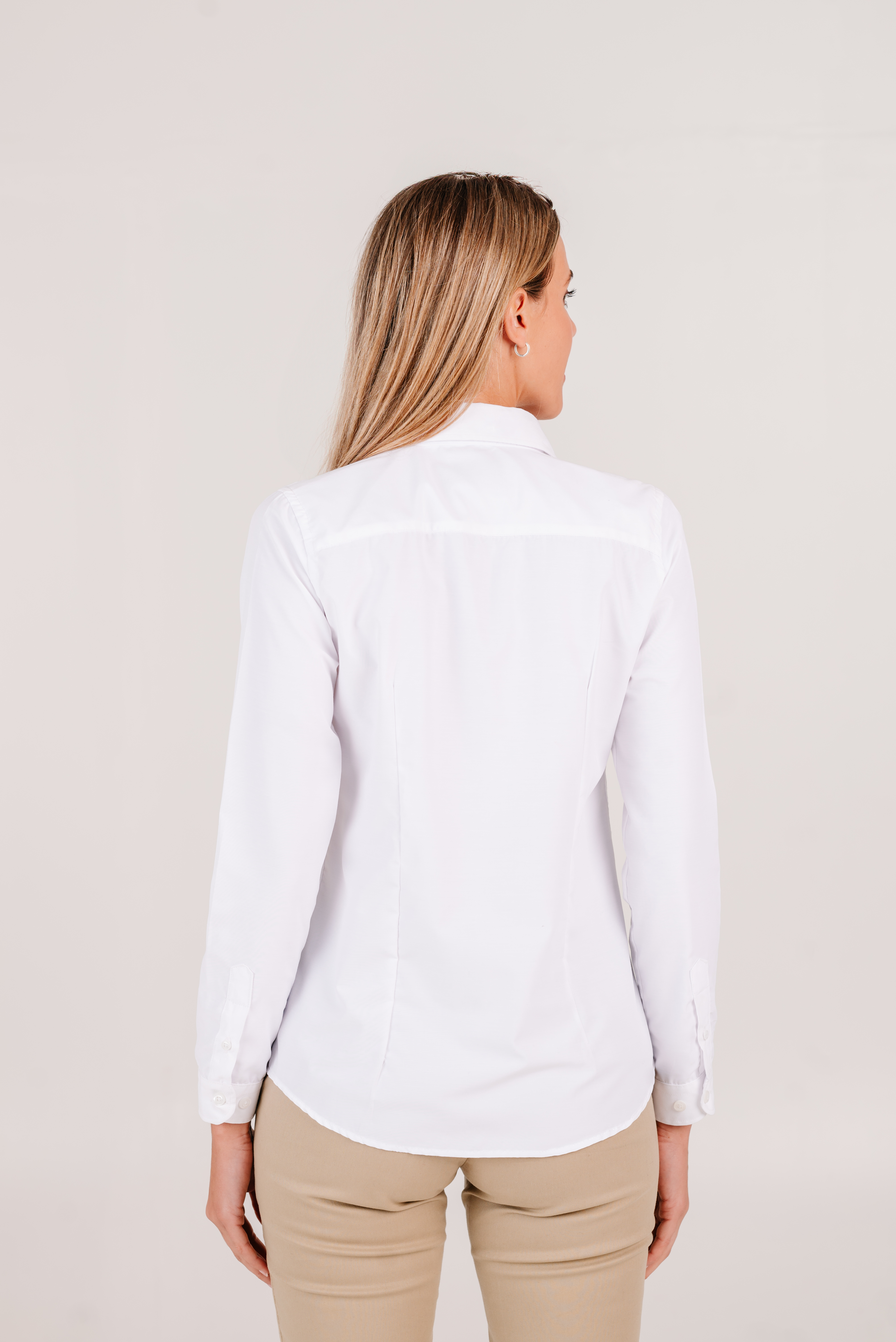 Camisa corte ejecutivo / Lisa